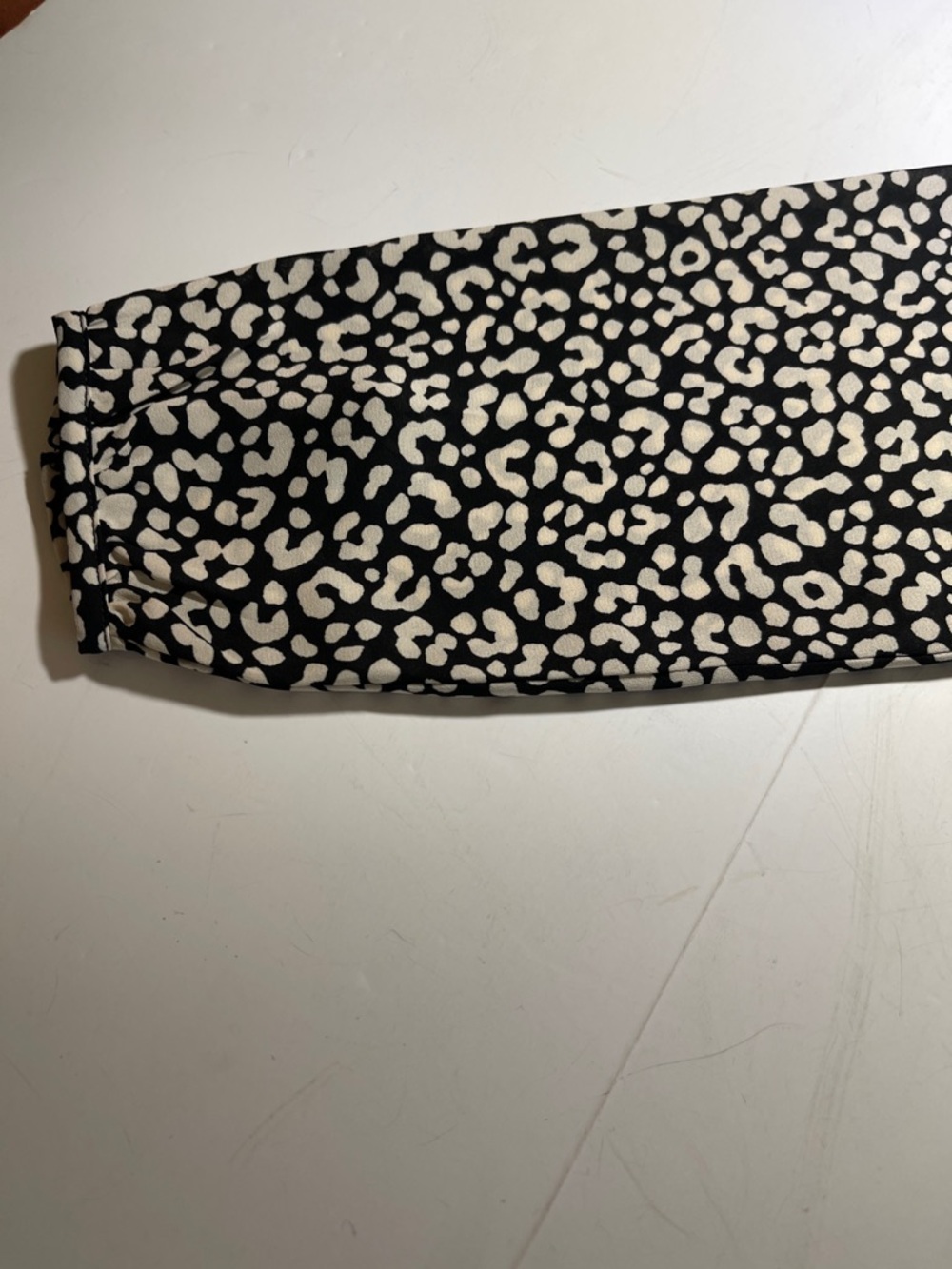 Ann Taylor Black and Cream Printed Long Sleeve Blouse - Picture 6 of 7